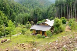 石裂山瞑想の家